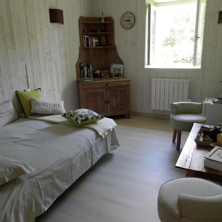 Au Pre Du Mignon Aux Portes Du Marais Poitevin Thorigny  Экстерьер фото